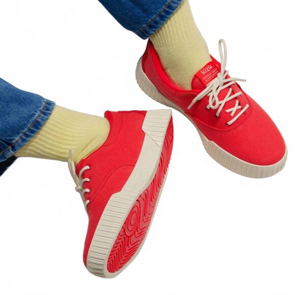 NEW KIZIK women's madison sneaker in poppy/red - Picture 6 of 6